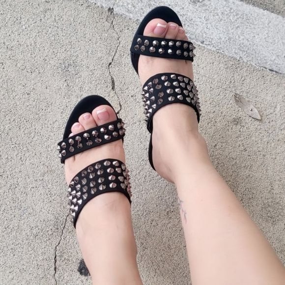 Women Metallic Studs Double Band High Heels Sandals Black Color - Picture 3 of 5